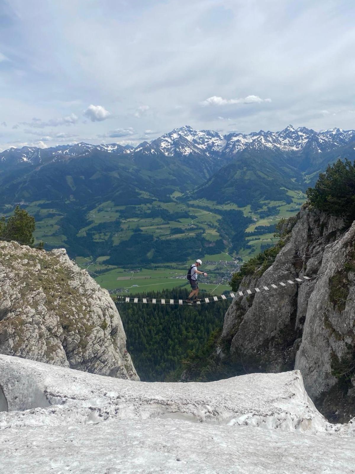 Ausseerland Apartments - Relax, Ski, Hike And Bike, Garden, Parking, Bbq, Near Hallstatt, Loser, Tauplitz And Krippenstein, Free Wi-Fi And Netflix Bad Aussee Exterior photo